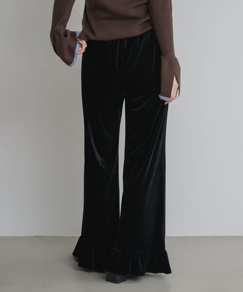 kivi（キヴィ）の「裾フレアベロアパンツ（その他パンツ・レディース・イエロー系/ブラウン/ブラック・FREE）」の6枚目の写真