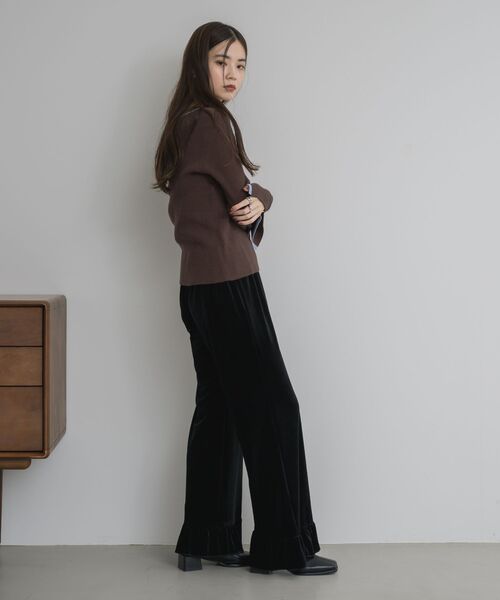 kivi（キヴィ）の「裾フレアベロアパンツ（その他パンツ・レディース・イエロー系/ブラウン/ブラック・FREE）」の14枚目の写真