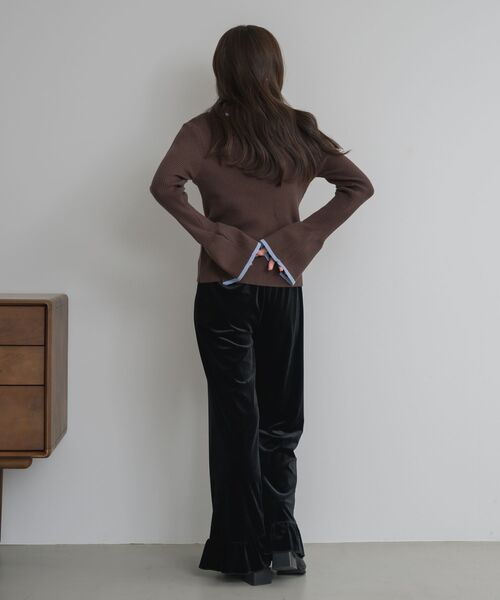 kivi（キヴィ）の「裾フレアベロアパンツ（その他パンツ・レディース・イエロー系/ブラウン/ブラック・FREE）」の15枚目の写真