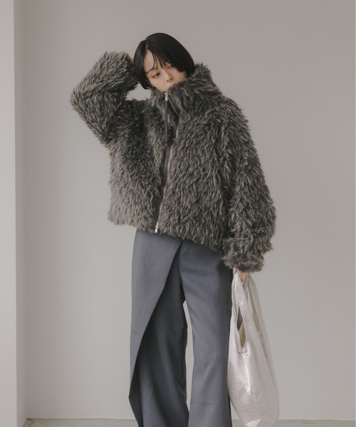 210nouve（トゥージュヌーブ）の「シープファー スタンドカラー ブルゾン（ブルゾン・レディース・ベージュ/ブラウン/チャコールグレー・FREE）」の22枚目の写真