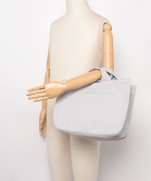 ateliers PENELOPE(アトリエペネロープ)の「【KS】【ateliers PENELOPE/アトリエペネロープ】6 Port tote bag(トートバッグ・レディース・ライトグレー・FREE)」の8枚目の写真
