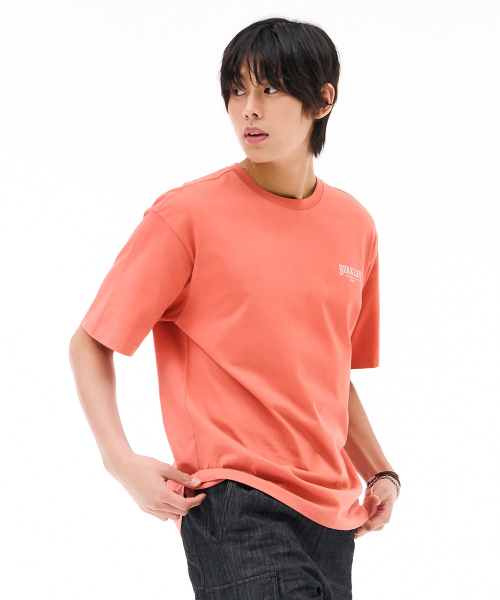 CHASECULT(チェイスカルト)の「ユニセックスバックプリント半袖Tシャツ-ピンク(Tシャツ/カットソー・メンズ・オレンジ・90/100/95/105)」の3枚目の写真