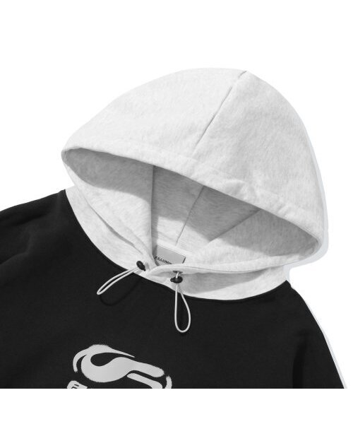 F.ILLUMINATE（フィルミネイト）の「スクラッチシンボルストリングフードパーカー-ブラック（パーカー・レディース・その他・SMALL/MEDIUM/LARGE）」の7枚目の写真