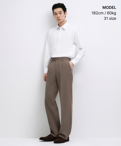 MUSINSA STANDARD（ムシンサスタンダード）の「ワイドヒドゥンバンディングスラックス[ライトブラウン]（スラックス・メンズ・その他・33/26/27/28/29/42/36/34/32/30/31/40/38）」の2枚目の写真