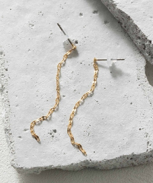 ISS(イズ)の「【金属アレルギー対応】ピアス 純チタン ニッケルフリー 日本製(ピアス(両耳用)・レディース・シルバー/ゴールド系その他/ゴールド・FREE)」の3枚目の写真