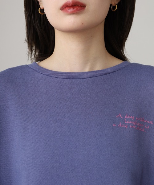 spiritoso(スピリトーゾ)の「spiritoso ガールイラスト裏起毛スウェット(スウェット・レディース・ブルー/アイボリー/パープル/ネイビー/ダークグリーン/ブラック・M)」の14枚目の写真