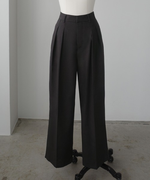 Louere(ルエレ)の「タックリネン混パンツ(スラックス・レディース・ダークグレー/アイボリー/ブラック・X-LARGE/LARGE/MEDIUM/SMALL)」の11枚目の写真
