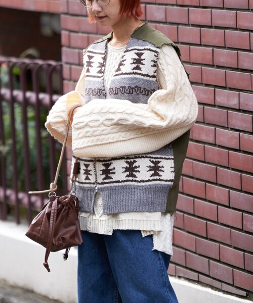 etsinta(エシンタ)の「【etsinta/エシンタ】リメイクミリタリーツイルカウチンベスト(ニット/セーター・レディース・カーキ・ONE SIZE)」の16枚目の写真