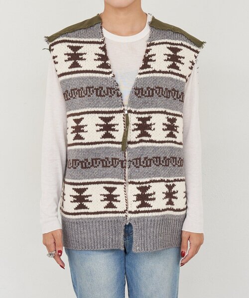 etsinta(エシンタ)の「【etsinta/エシンタ】リメイクミリタリーツイルカウチンベスト(ニット/セーター・レディース・カーキ・ONE SIZE)」の6枚目の写真