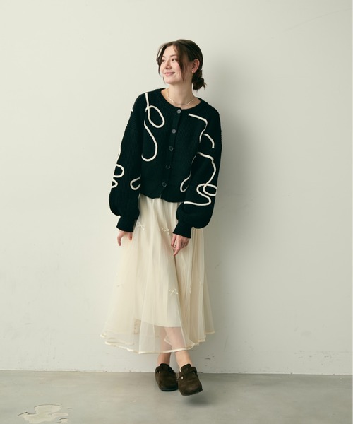 Lunea（ルネア）の「バイカラーニュアンスニットカーディガン（カーディガン/ボレロ・レディース・ホワイト/ブルー/ブラック・FREE）」の14枚目の写真