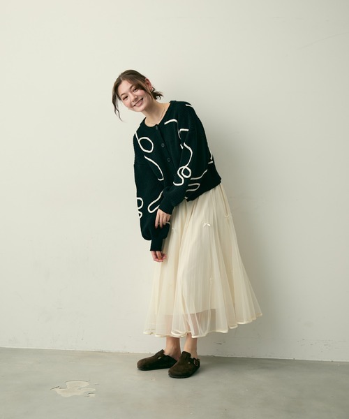 Lunea（ルネア）の「バイカラーニュアンスニットカーディガン（カーディガン/ボレロ・レディース・ホワイト/ブルー/ブラック・FREE）」の16枚目の写真