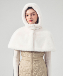 LORDLOAR（ロードロアル）の「フェイクファーケープフード アイボリー（その他アウター）」