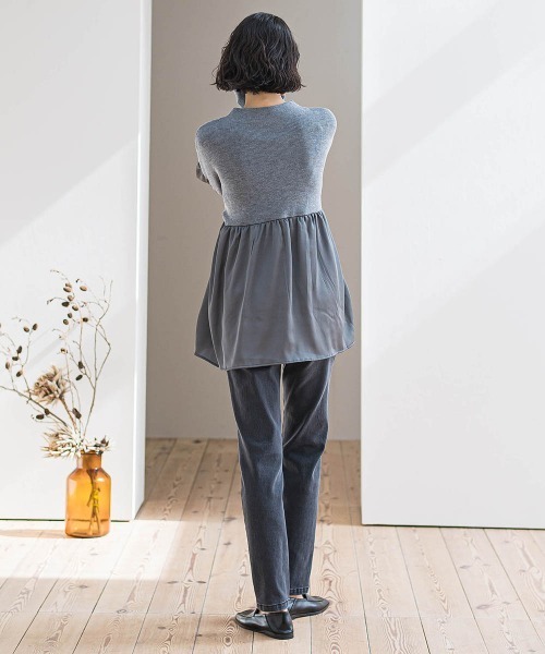 la.f…（ラエフ）の「【WEB限定】"1枚でサマになる"ふんわりドッキングニット（ニット/セーター・レディース・ブラック/ライトグレー・9号）」の13枚目の写真