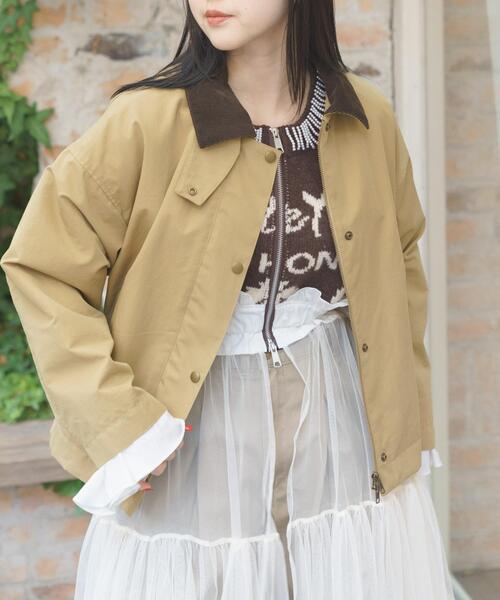 THE GOODLAND MARKET（ザグッドランドマーケット）の「『別注』MIDIUMISOLID×THE GOODLAND MARKET　detroit JK（その他アウター・レディース・カーキ/ベージュ/ネイビー・FREE）」の2枚目の写真