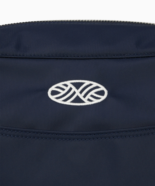 MENASOO（ミナス）の「MNS Track line Cross Bag_Combination（メッセンジャーバッグ・レディース・ネイビー・F）」の9枚目の写真