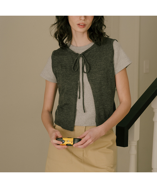FRIVER07(フリバー07)の「Two-way kid ribbon knit vest_Light gray(ベスト・レディース・ライトグレー/アッシュグレー・FREE)」の2枚目の写真