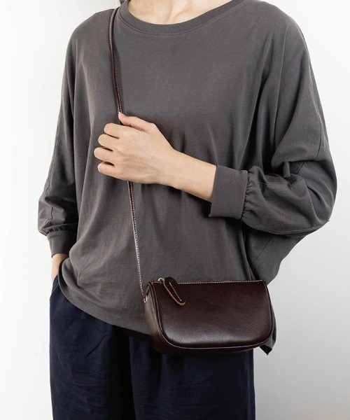 NiiNa(ニーナ)の「【 NiiNa / ニーナ 】高品質レザー2WAYクラシックミニバッグ(ショルダーバッグ・レディース・ブラウン/ホワイト/ダークブラウン/ブラック・FREE)」の5枚目の写真
