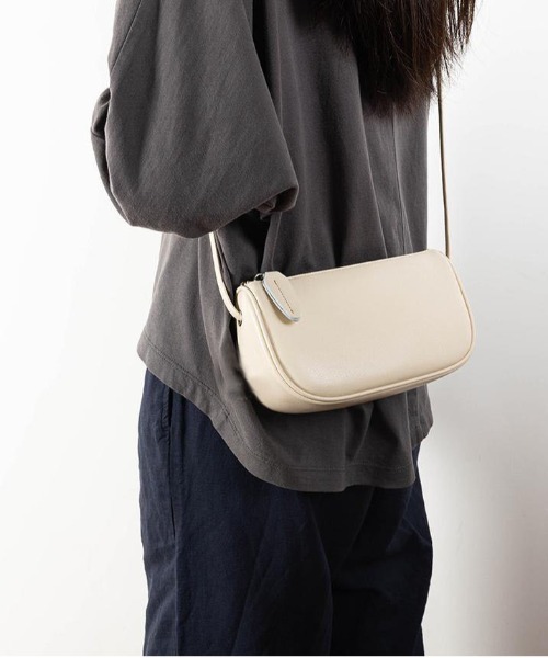 NiiNa(ニーナ)の「【 NiiNa / ニーナ 】高品質レザー2WAYクラシックミニバッグ(ショルダーバッグ・レディース・ブラウン/ホワイト/ダークブラウン/ブラック・FREE)」の10枚目の写真