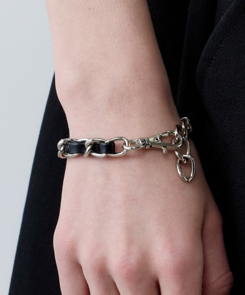 AFF AIVER（エイエフエフアイバー）の「AFF AIVER　編込みチェーンブレスレット　MADE IN JAPAN（ブレスレット・メンズ・ブラック/ブラウン・FREE）」の3枚目の写真