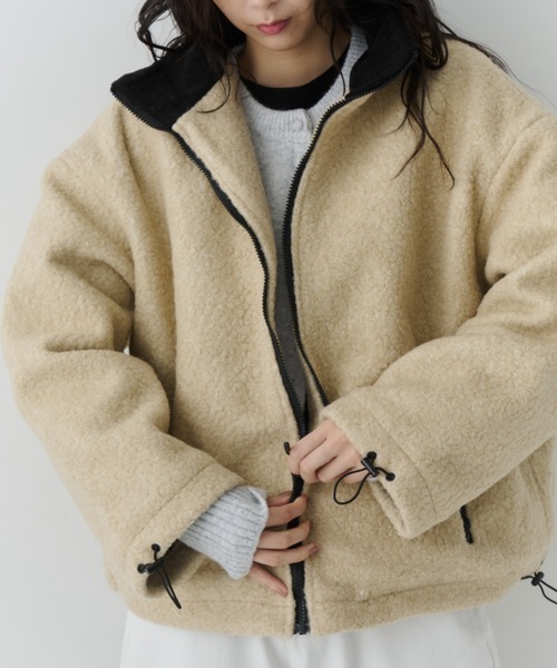NUJOH(ヌゾ)の「Contrast Zip Boa Jacket / コントラストジップボアジャケット(ノーカラージャケット・レディース・ダークベージュ/アイボリー/グレー・FREE)」の9枚目の写真