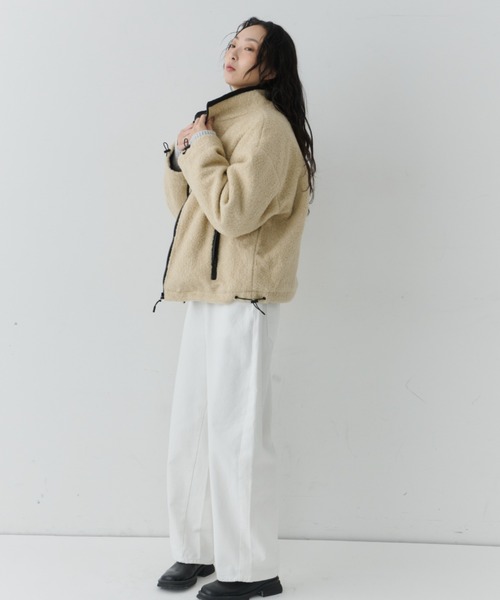 NUJOH(ヌゾ)の「Contrast Zip Boa Jacket / コントラストジップボアジャケット(ノーカラージャケット・レディース・ダークベージュ/アイボリー/グレー・FREE)」の16枚目の写真