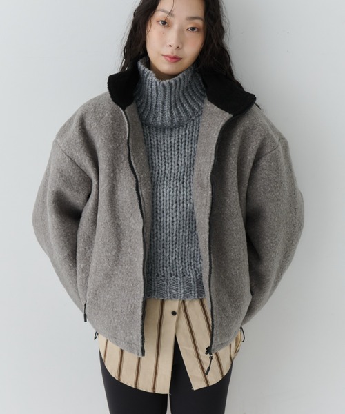 NUJOH(ヌゾ)の「Contrast Zip Boa Jacket / コントラストジップボアジャケット(ノーカラージャケット・レディース・ダークベージュ/アイボリー/グレー・FREE)」の19枚目の写真
