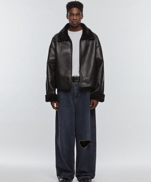 V2（ブイツー）の「V2／8227レザームートンコート(2wayカラー)（ムートンコート・メンズ・ブラック・MEDIUM/LARGE）」の3枚目の写真