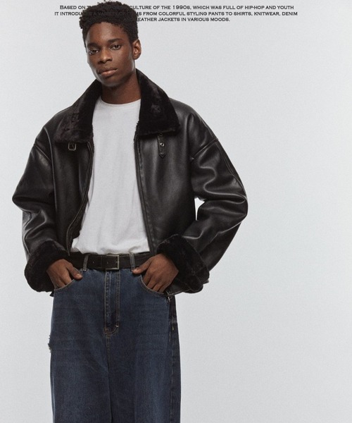 V2（ブイツー）の「V2／8227レザームートンコート(2wayカラー)（ムートンコート・メンズ・ブラック・MEDIUM/LARGE）」の5枚目の写真