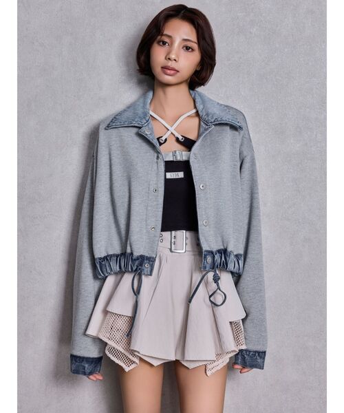 GYDA（ジェイダ）の「reversible chain Symmetry GYDAショートデニムGジャン（デニムジャケット・レディース・ライトブルー/ブルー・FREE）」の4枚目の写真