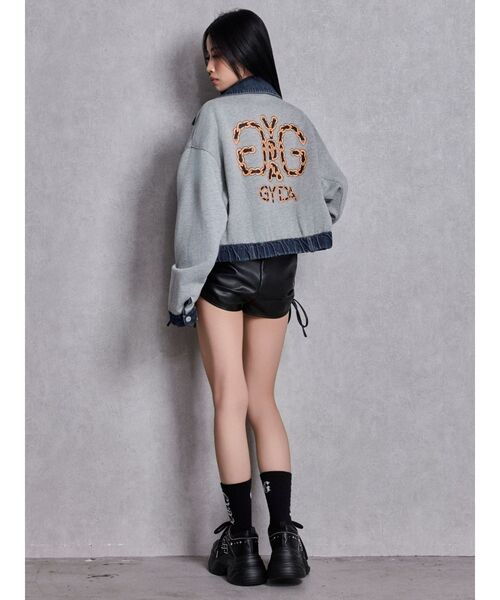 GYDA（ジェイダ）の「reversible chain Symmetry GYDAショートデニムGジャン（デニムジャケット・レディース・ライトブルー/ブルー・FREE）」の15枚目の写真