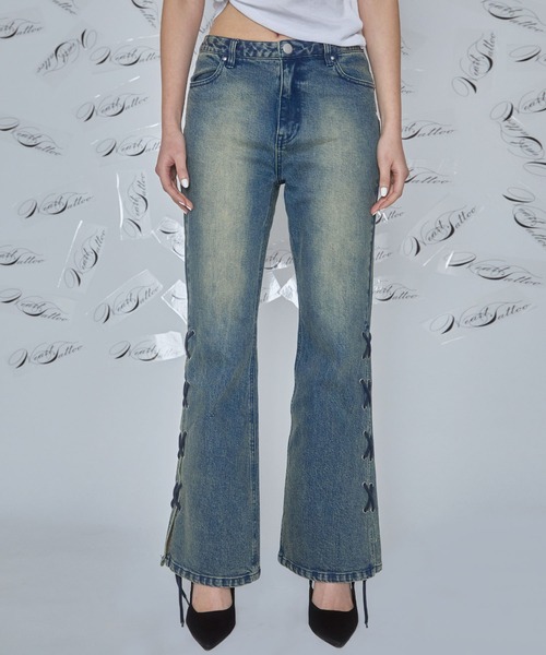 Heart Tattoo(ハートタトゥー)の「lace up flare denim / レースアップフレアデニム(デニムパンツ・レディース・ブラック系/ブルー系・0/1)」の5枚目の写真