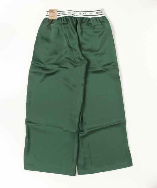 NIKE(ナイキ)の「NIKE AS W NSW OFFLN WVN STN PANT / ナイキ ウィメンズ NSW OFFLN ウーヴン STN パンツ 【SP】(その他パンツ・レディース・グリーン/ブラック・S/L/M)」の19枚目の写真
