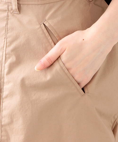 Ray BEAMS(レイビームス)の「RBS / パッチポケット ワイドパンツ(その他パンツ・レディース・ベージュ/ネイビー・0/1)」の9枚目の写真