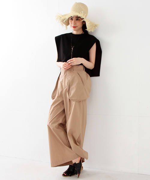 Ray BEAMS(レイビームス)の「RBS / パッチポケット ワイドパンツ(その他パンツ・レディース・ベージュ/ネイビー・0/1)」の13枚目の写真