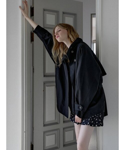AVANT-G(アバン)の「Oversize Half Trench Coat - BLACK(ミリタリージャケット・レディース・その他・FREE)」の3枚目の写真