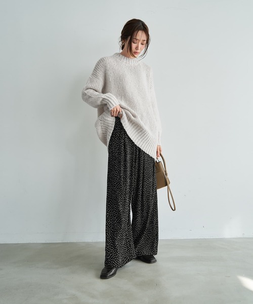 STYLE DELI(スタイルデリ)の「【LUXE】楊柳スモールドット柄プリーツパンツ(その他パンツ・レディース・ブラック・01/02)」の6枚目の写真