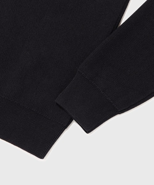FRED PERRY(フレッドペリー)の「Embroidered Panel Jumper/刺繍パネルニット(ニット/セーター・メンズ・ブラック・M/L)」の8枚目の写真