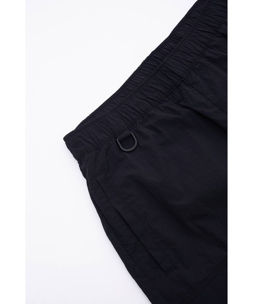KiU（キウ）の「ウォーターリペレントカーゴハーフパンツ（カーゴパンツ・メンズ・ブラック/ベージュ・X-LARGE/LARGE/MEDIUM）」の4枚目の写真