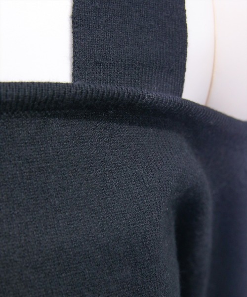 clear（クリア）の「ワンショルダーデザインニットトップス[カジュアル 着回し抜群 大人]≪新作≫（ニット/セーター・レディース・ブラック/レッド/ブラック系その他/グレー・F）」の9枚目の写真