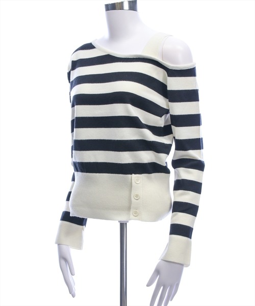 clear（クリア）の「ワンショルダーデザインニットトップス[カジュアル 着回し抜群 大人]≪新作≫（ニット/セーター・レディース・ブラック/レッド/ブラック系その他/グレー・F）」の20枚目の写真