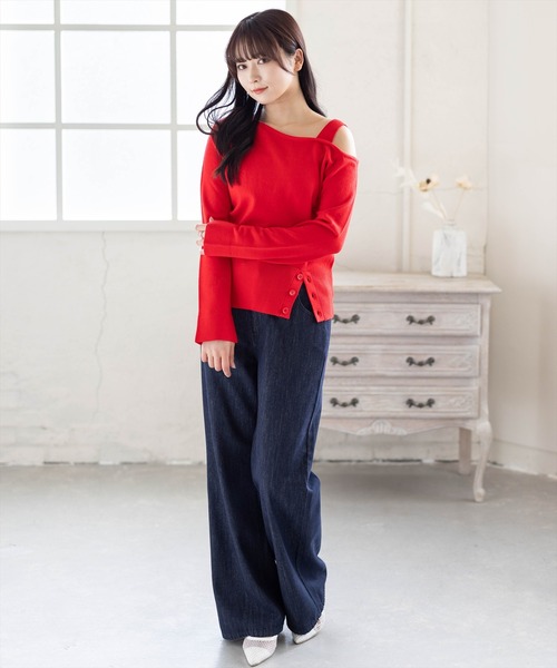 clear（クリア）の「ワンショルダーデザインニットトップス[カジュアル 着回し抜群 大人]≪新作≫（ニット/セーター・レディース・ブラック/レッド/ブラック系その他/グレー・F）」の6枚目の写真