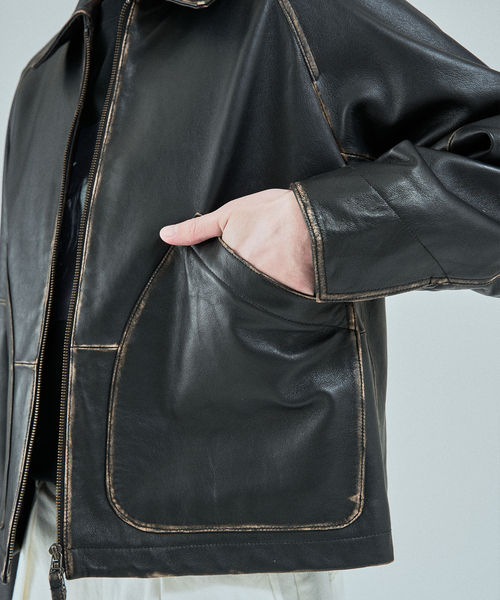 CCU (シーシーユー)の「CCU(シーシーユー) 別注 Sheep "Rub"Leather ブルゾン(ライダースジャケット・メンズ・ブラック系その他・1/2/3)」の17枚目の写真