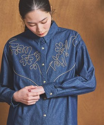 SOMETHING コード刺繍デニムシャツ