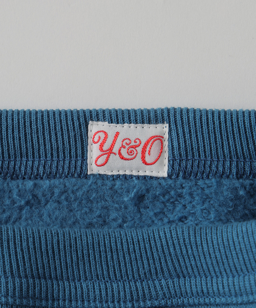 YOUNG&OLSEN The DRYGOODS STORE(ヤングアンドオルセン)の「YOUNG & OLSEN(ヤング アンド オルセン) 別注 French University スウェット(スウェット・メンズ・マスタード/コバルトブルー/アイボリー・4/3/5)」の4枚目の写真