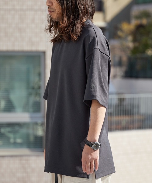 DESCENTE ALLTERRAIN(デサント オルテライン)の「DESCENTE ALLTERRAIN/デサントオルテライン STRETCH TWILL H/S T-SHIRT ブランドロゴ 半袖Tシャツ 2026年春夏(Tシャツ/カットソー・メンズ・ブラック・M/L/O)」の22枚目の写真