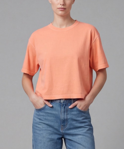 comfort colors(コンフォートカラーズ)の「【T16】【COMFORT COLORS/コンフォートカラーズ】WOMEN‘S HEAVYWEIGHT BOXY T-SHIRT S-3023CL(Tシャツ/カットソー・レディース・パープル/ホワイト/アイボリー/ブラック/イエロー/オレンジ・LARGE/MEDIUM)」の6枚目の写真