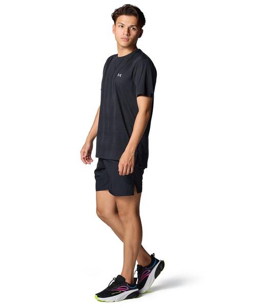 UNDER ARMOUR(アンダーアーマー)の「UAローグ6(ランニング/メンズ)(スニーカー・メンズ・ブラック系その他・27.5cm/26.5cm/25.5cm/28.0cm/25.0cm/27.0cm/28.5cm/26.0cm/29.0cm)」の7枚目の写真