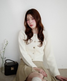 fupel（フぺル）の「gold button knit jacket / ゴールドボタンニットジャケット（ノーカラージャケット）」