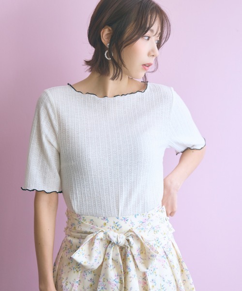 marun(マルン)の「<大きいサイズ>配色メロウカットソー marun(Tシャツ/カットソー・レディース・オフホワイト/サックスブルー/ブラック/ピンク系・4L/3L/LL/L/5L)」の14枚目の写真