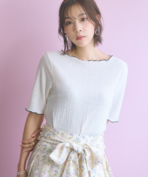 marun(マルン)の「<大きいサイズ>配色メロウカットソー marun(Tシャツ/カットソー・レディース・オフホワイト/サックスブルー/ブラック/ピンク系・4L/3L/LL/L/5L)」の10枚目の写真